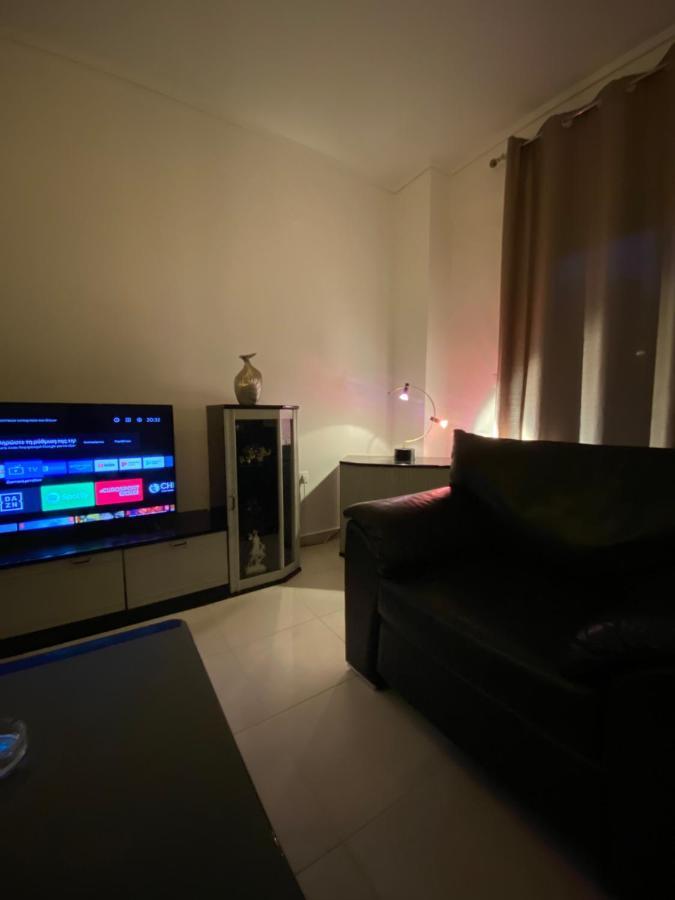 Efi'S Apartment 尼亚米卡尼奥纳 外观 照片