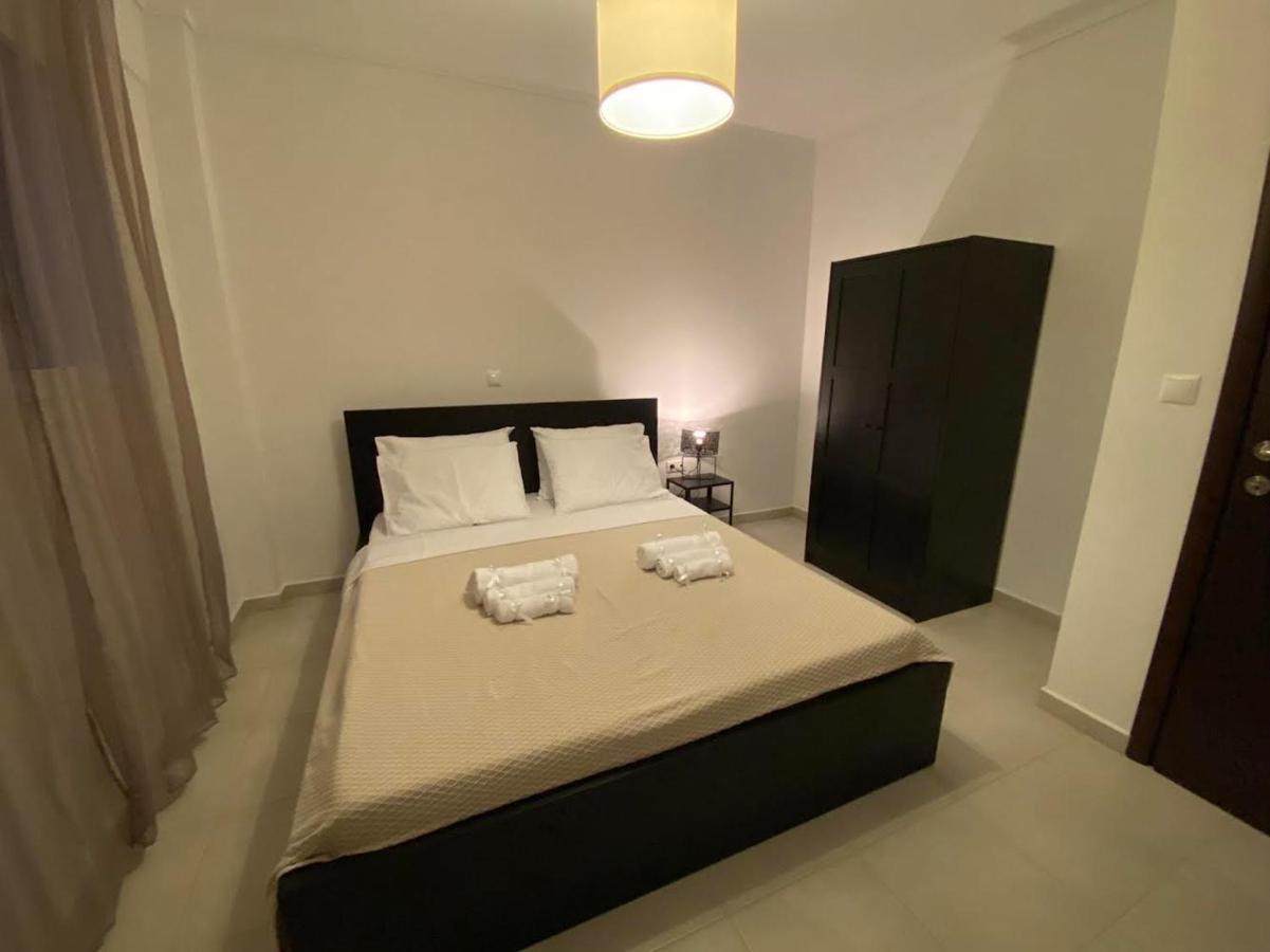 Efi'S Apartment 尼亚米卡尼奥纳 外观 照片