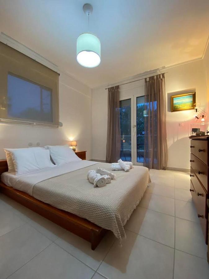 Efi'S Apartment 尼亚米卡尼奥纳 外观 照片